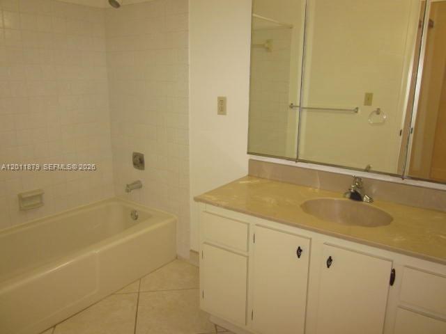 Building Photo - 8853 SW 112th Pl