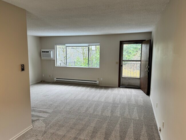 Building Photo - 15603 42nd Ave S