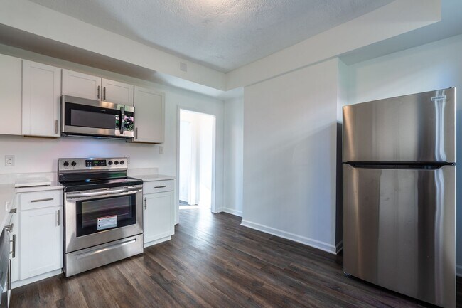 Building Photo - 4415 Garwood Way