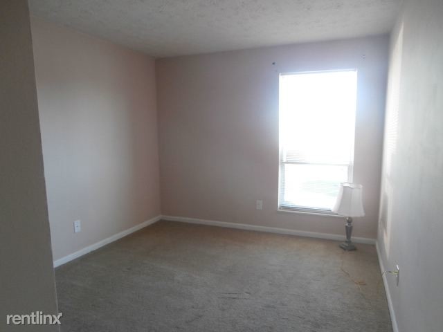 Building Photo - 2 br, 1 bath Condo - Crystalbrook Condos (...