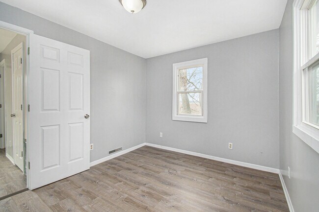 Building Photo - 1542 10th St