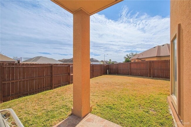 Building Photo - 30 S 48th Ln