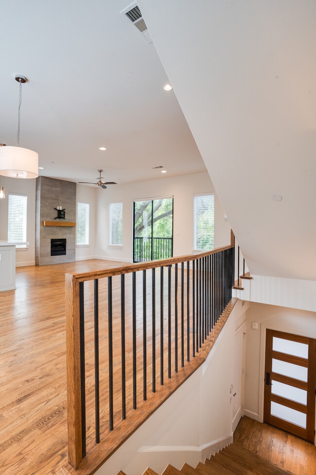 Building Photo - 4032 Herschel Ave