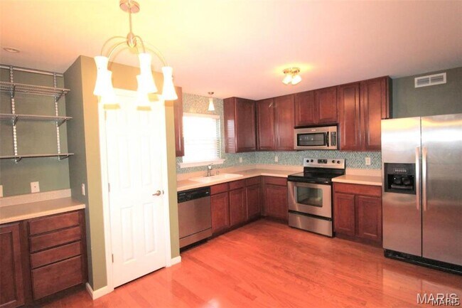 Building Photo - 1124 Welsh Dr