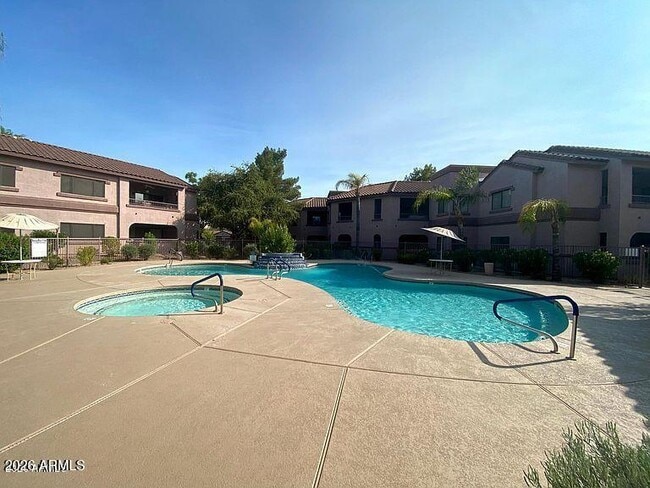 Building Photo - 9555 E Raintree Dr