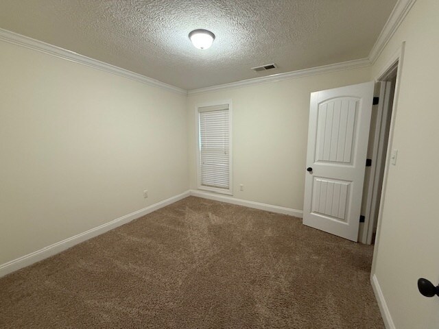 Building Photo - 30 Woodcrest Dr