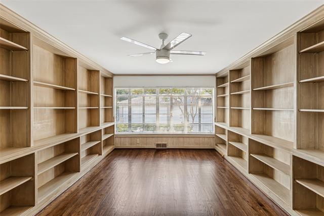 Building Photo - 4421 University Blvd