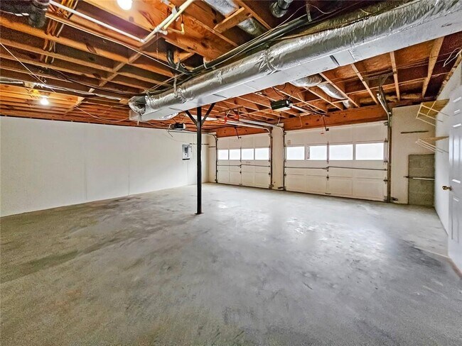 Building Photo - 271 Ridge Run Dr