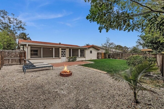 Building Photo - 6144 Royal Lytham Dr