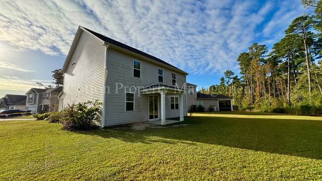 Building Photo - 473 Esthwaite Dr SE