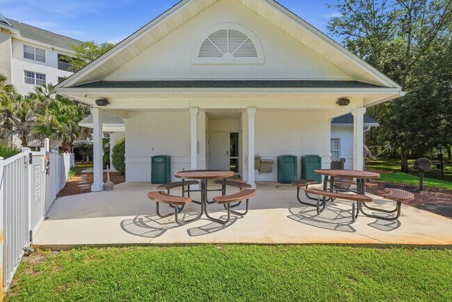 Building Photo - 4276 Calinda Ln