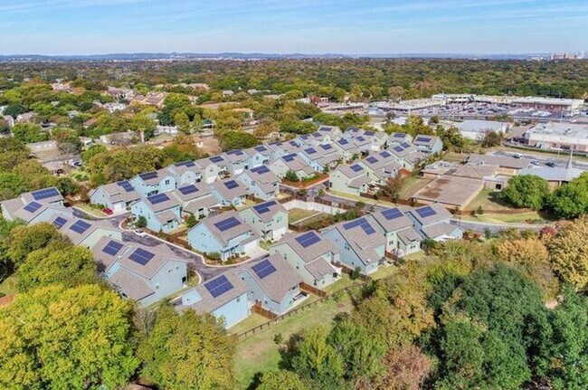 Building Photo - 5616 S 1st St