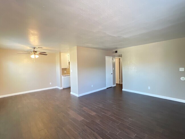 Building Photo - 6811 Klamath Way