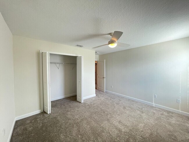 Building Photo - 10881 Longleaf Woods Dr