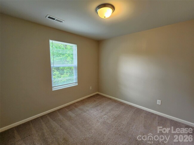 Building Photo - 1127 Oswald T Dr