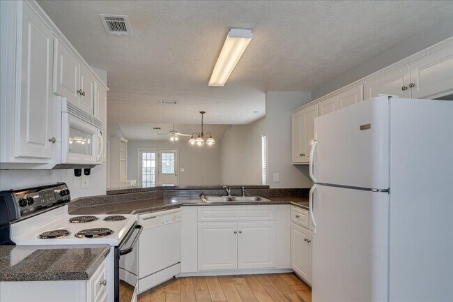 Building Photo - 969 Cammaron Way