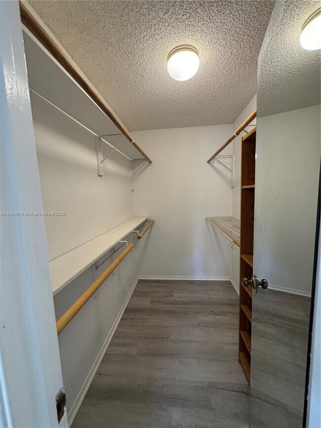 Building Photo - 110 Gardens Dr