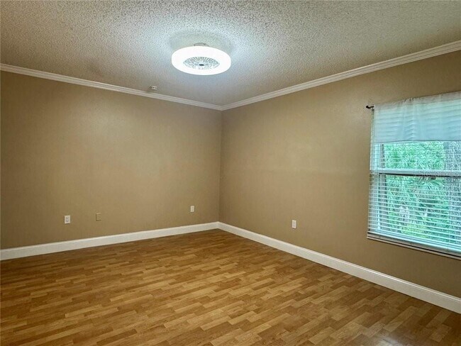 Building Photo - 4570 Ringwood Meadow