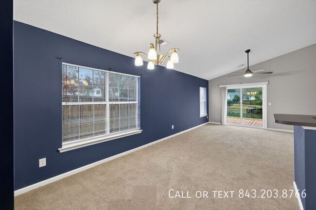 Building Photo - 133 2 Pond Loop