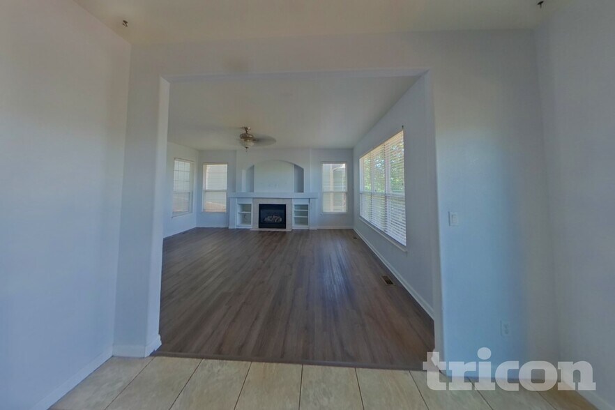 Building Photo - 673 Millet Cir