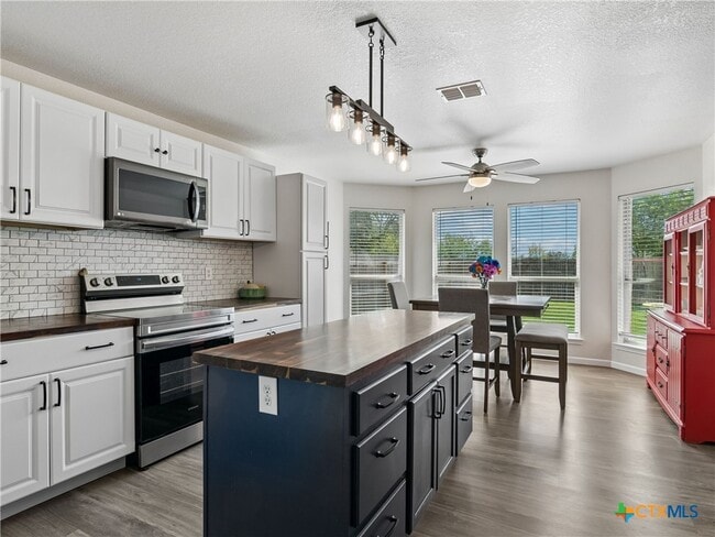 Building Photo - 2170 Jolie Ct