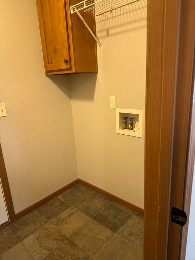 Beautiful Home Strafford, Missouri 400 N Old Orchard Dr Strafford MO 65757 Apartment Finder