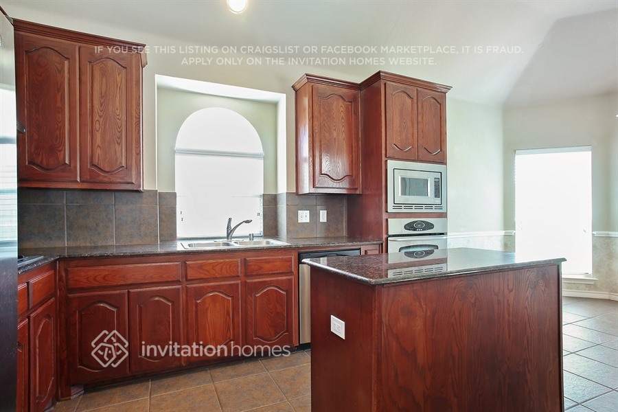 Building Photo - 116 Monticello Dr