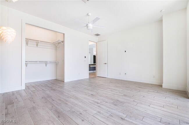 Building Photo - 4335 Sands Blvd