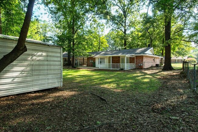 Building Photo - 4228 Johnstown Dr