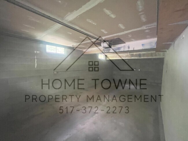 Building Photo - 1831 Hoyt Ave