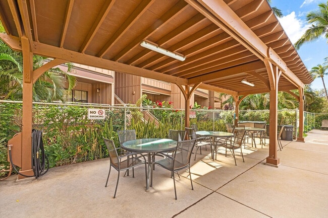 Building Photo - 679 S Kihei Rd