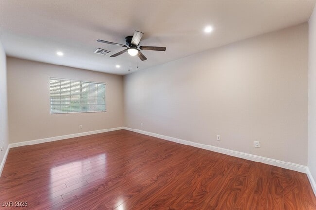 Building Photo - 8449 Majestic View Ave