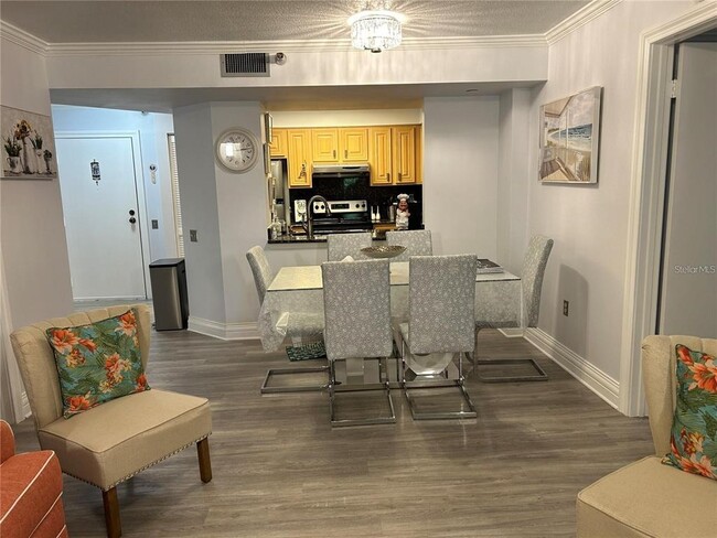 Building Photo - 2333 Feather Sound Dr