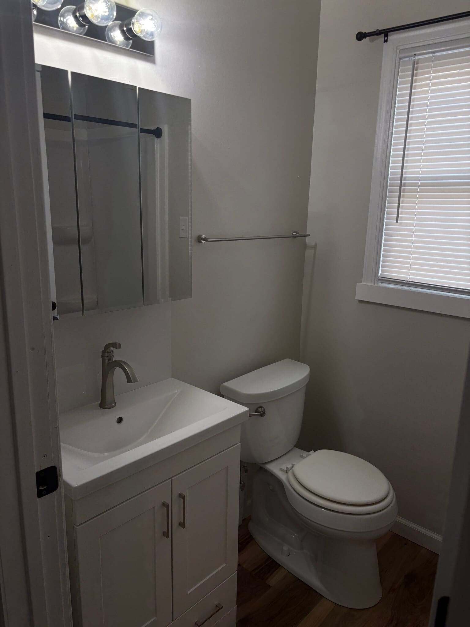 Building Photo - 26 Walnut Ct