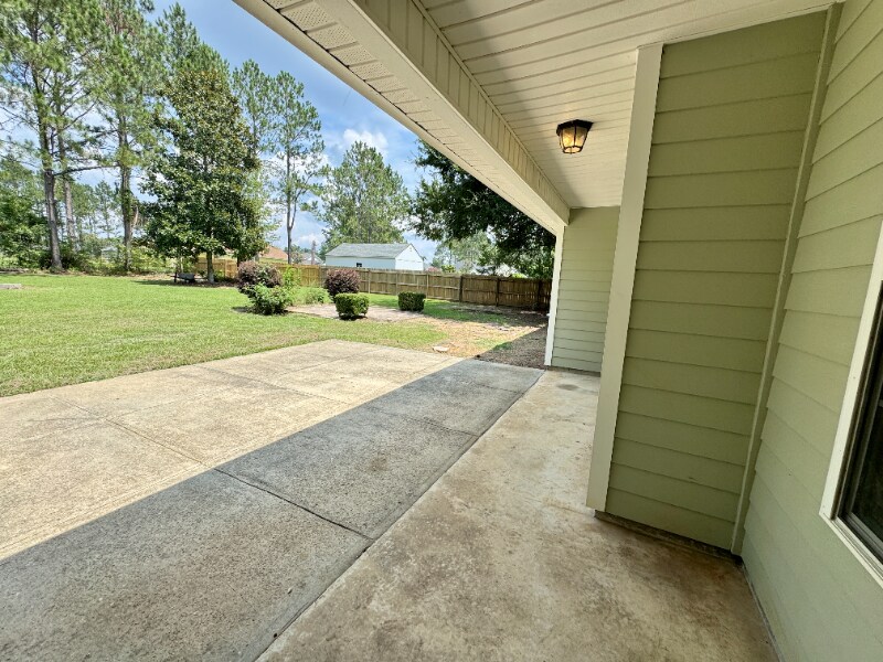 Building Photo - 3863 Heather Way