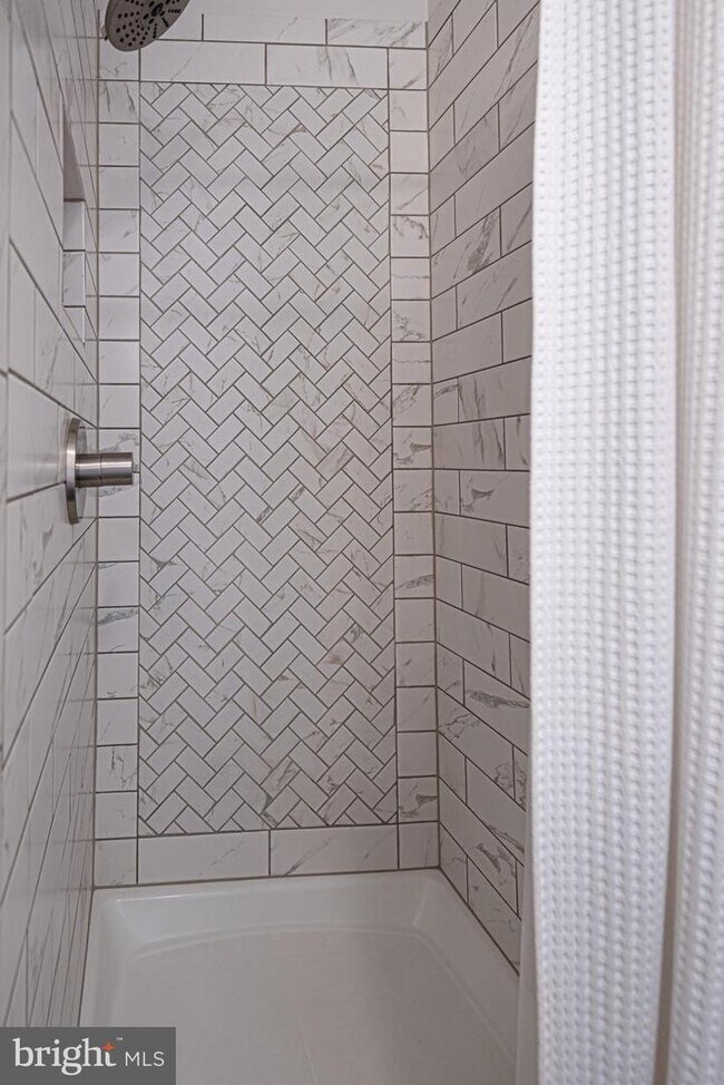 Building Photo - 148 Captains Quarters Rd