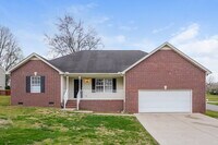 Building Photo - 634 Woodland Hills Dr