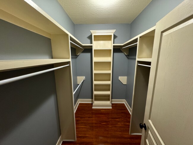 Building Photo - 3 Gunnison Dr
