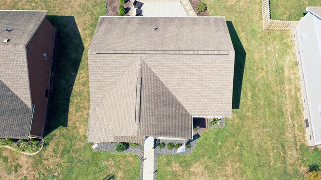 Building Photo - 314 N 2nd St