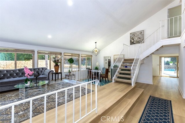 Building Photo - 1250 Kinglake Dr