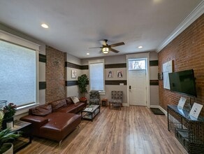 Building Photo - 2842 Lemp Ave