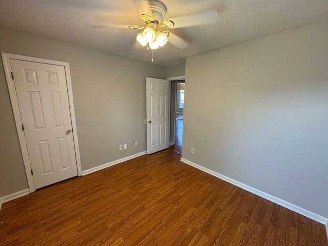 Building Photo - 7081 S Beringer Dr