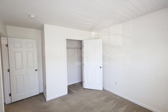 Building Photo - 6120 Belgreen Ct