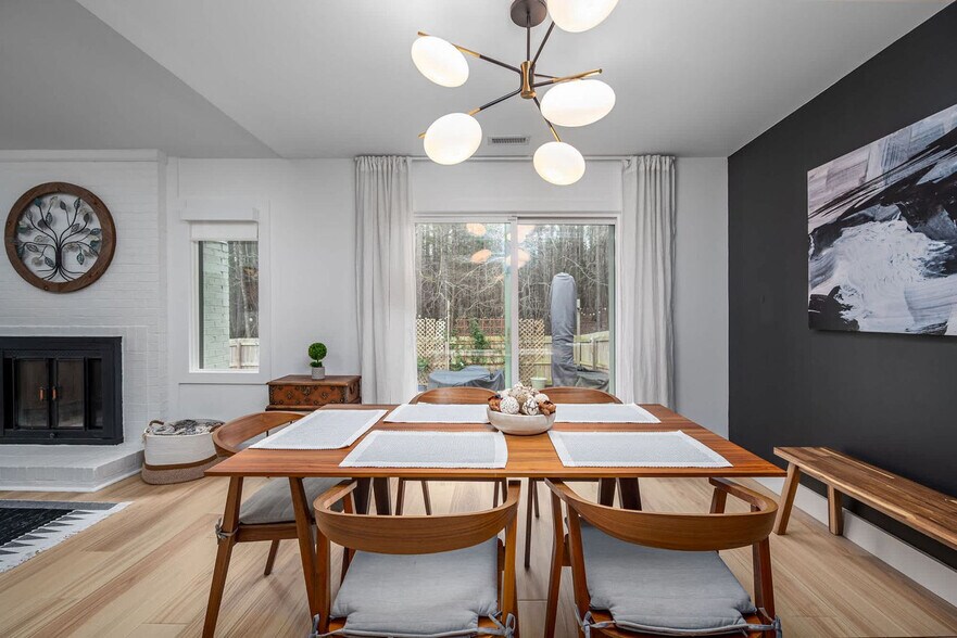 Building Photo - 405 Reynolds Ave