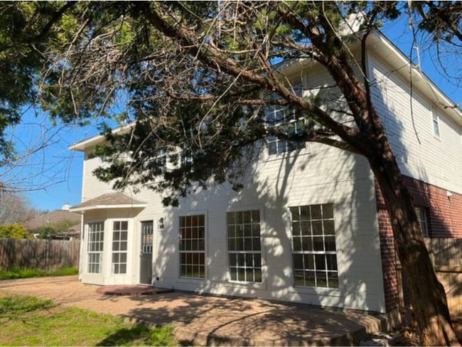 Building Photo - 16813 Shipshaw River Dr