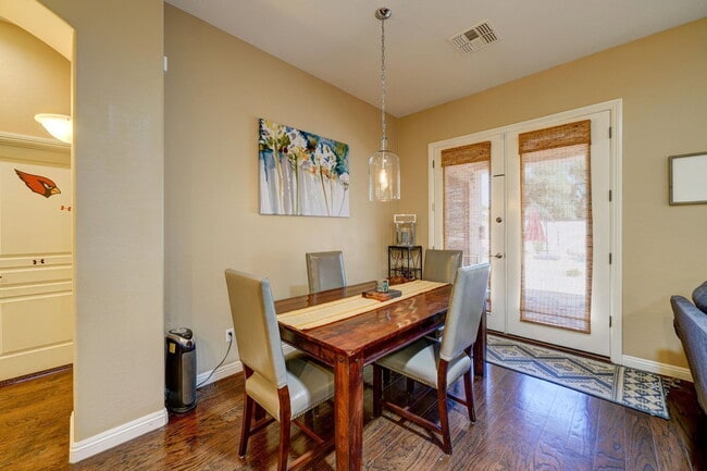 Building Photo - 4221 S Danyell Dr