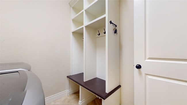 Building Photo - 29127 Crested Butte Dr