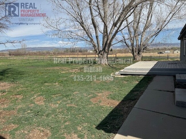 Building Photo - Cute 4 bedroom 2 bath room house