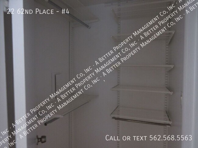 Building Photo - 22 62nd Pl