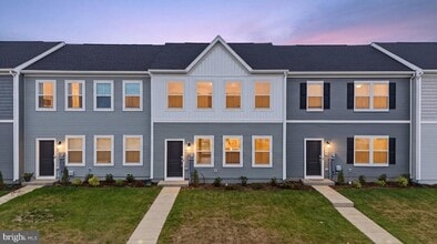 Building Photo - 16 Star Night Ter